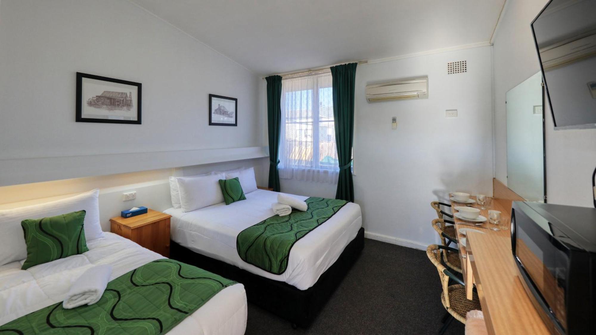 Cbd Gi Motel Glen Innes Extérieur photo